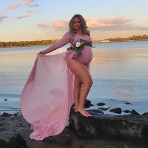 Photoshoot maternity leotard with train